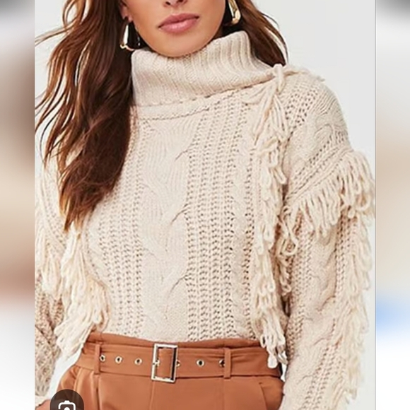 Forever 21 Beige Fringe Chunky Cable Knit Turtleneck Sweater Size Medium - Picture 2 of 8